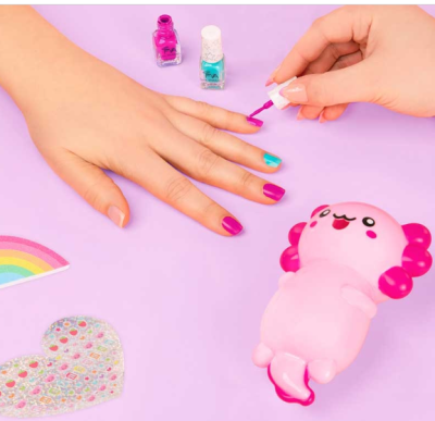 Image 2 of FASHION ANGELS - AXOLOTL NAIL DRYER - NAIL ART DESIGN KIT  (£19.99)
